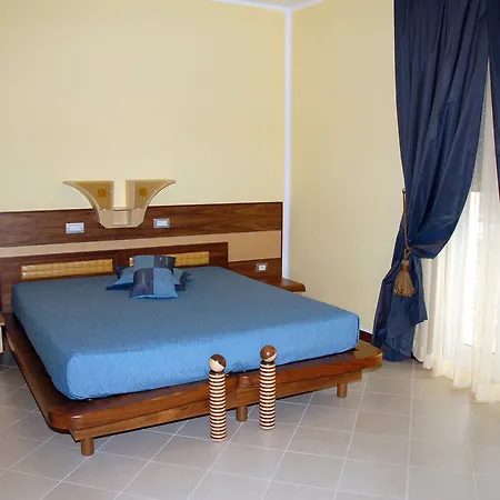 Miramare Hotel 3*